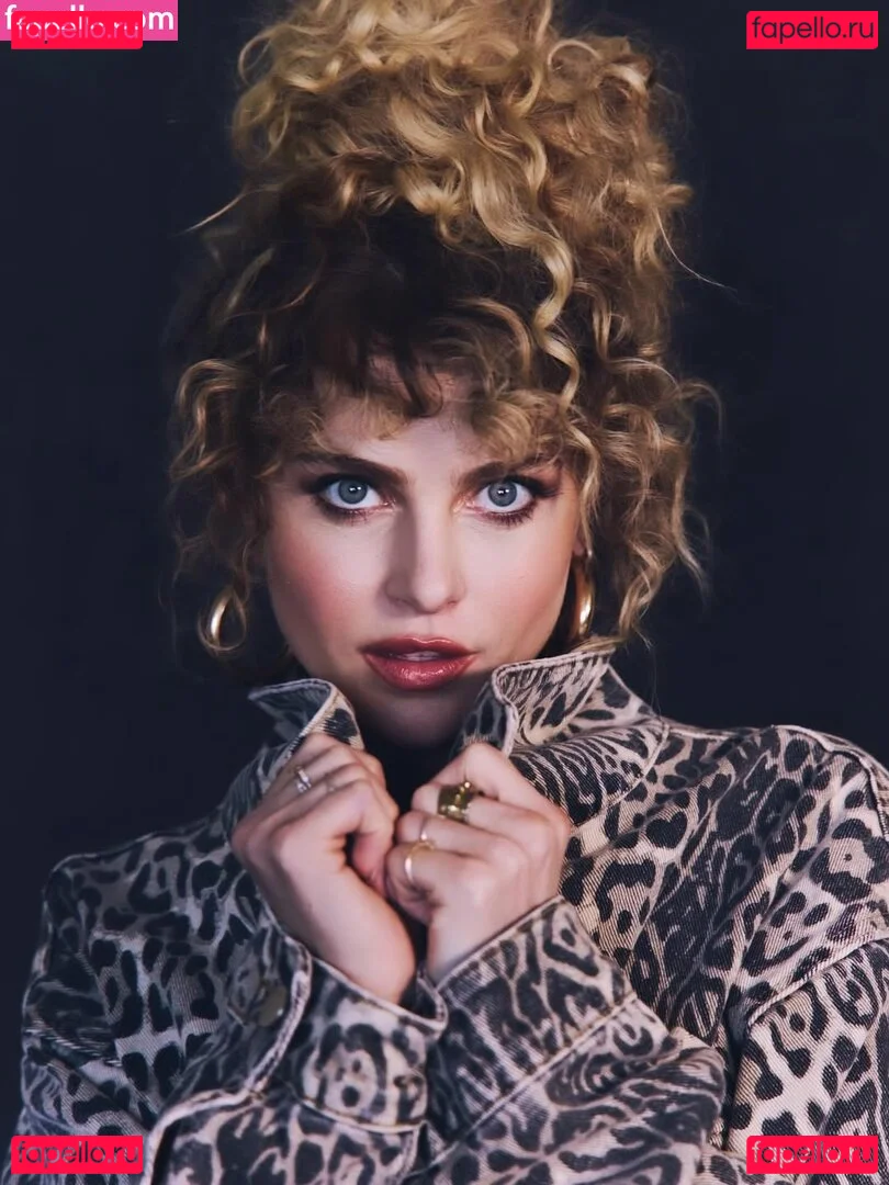 Anne Winters Onlyfans Photo Gallery 