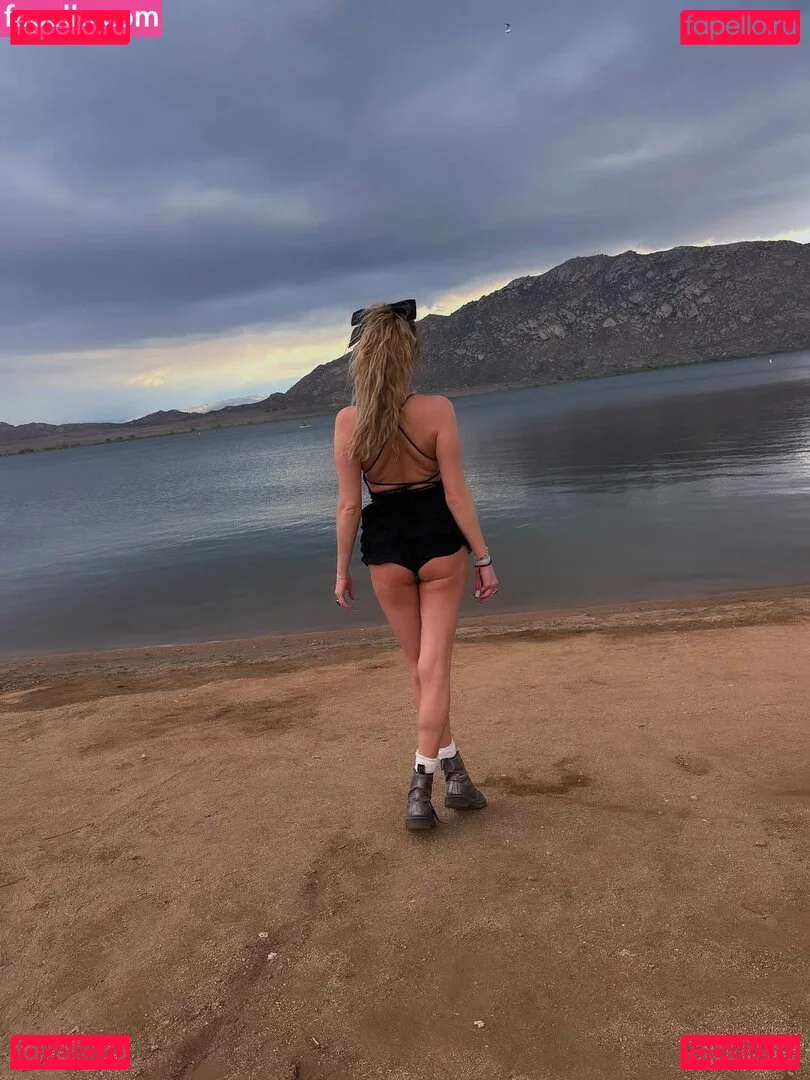 Anne Winters Onlyfans Photo Gallery 