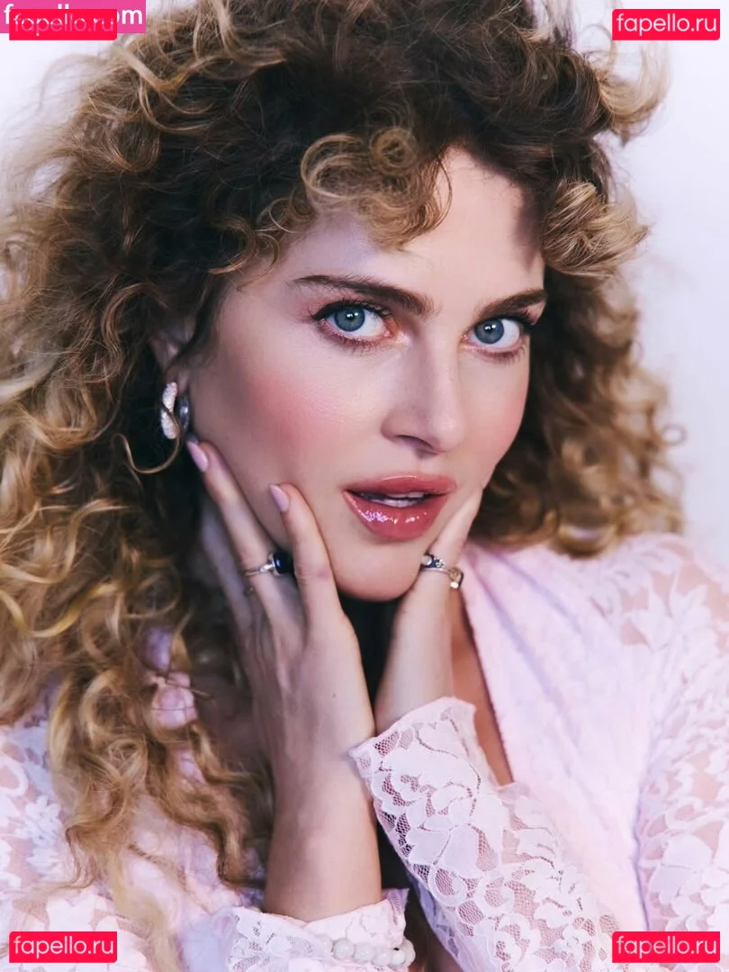 Anne Winters Onlyfans Photo Gallery 