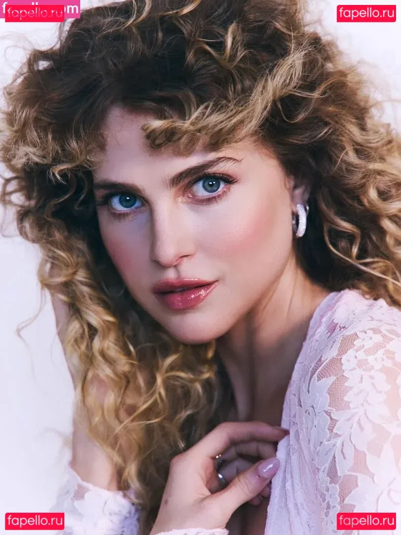 Anne Winters Onlyfans Photo Gallery 