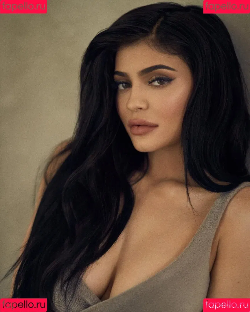 Kylie Jenner Onlyfans Photo Gallery 