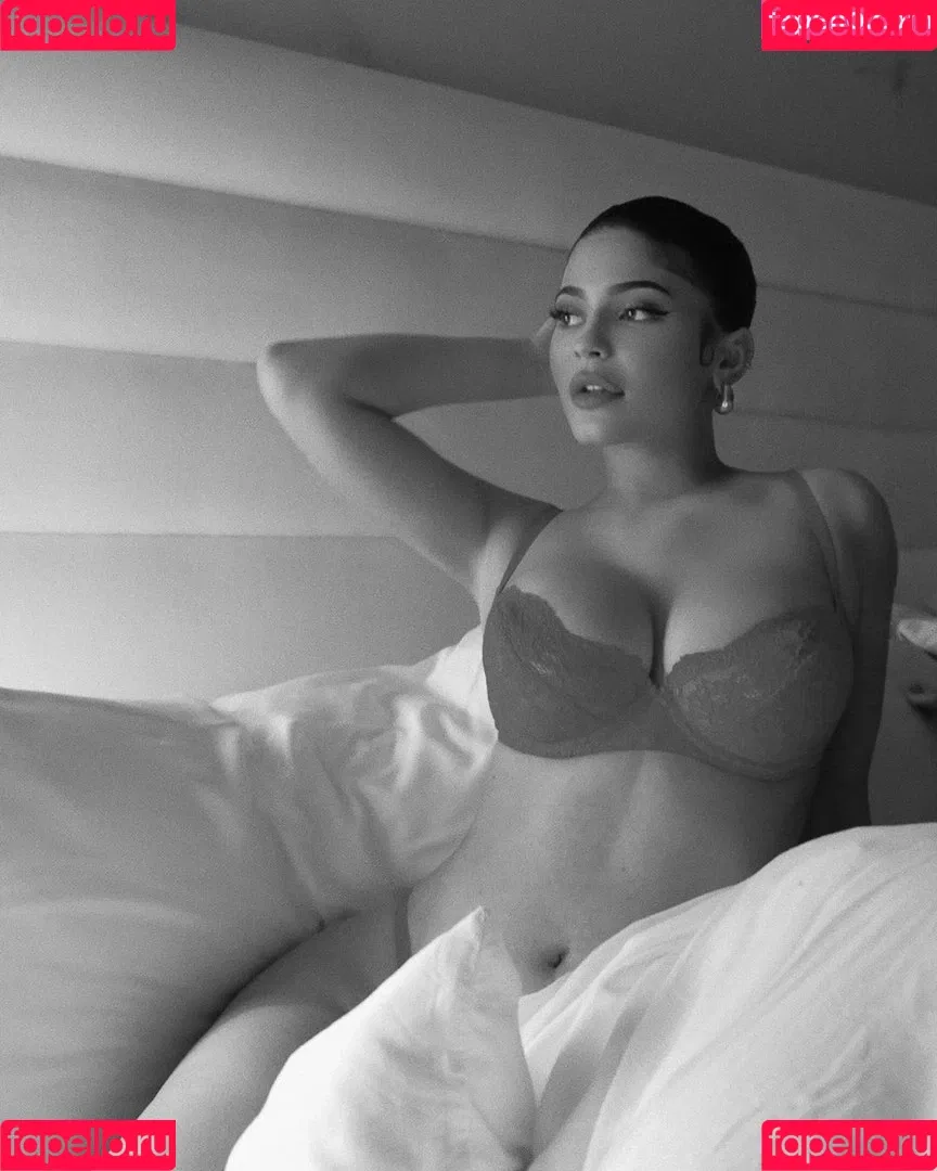 Kylie Jenner Onlyfans Photo Gallery 