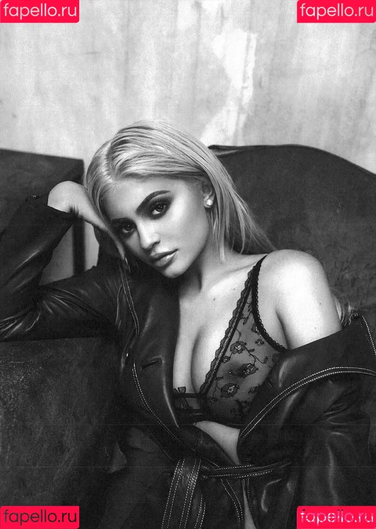 Kylie Jenner Onlyfans Photo Gallery 