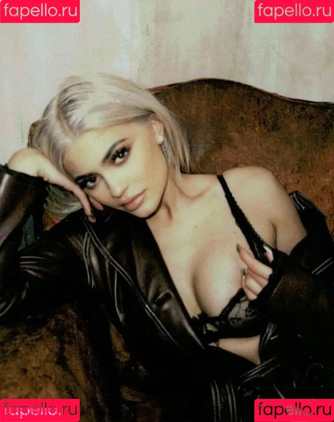 Kylie Jenner Onlyfans Photo Gallery 