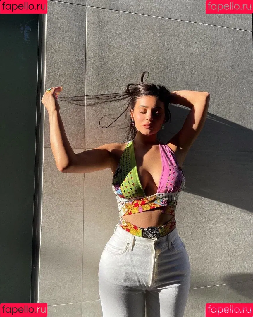Kylie Jenner Onlyfans Photo Gallery 