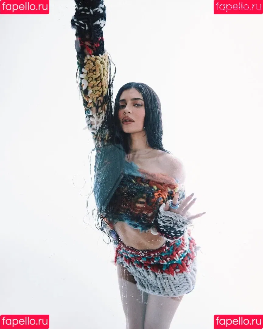 Kylie Jenner Onlyfans Photo Gallery 