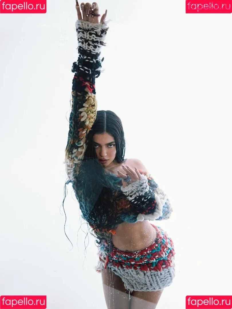 Kylie Jenner Onlyfans Photo Gallery 