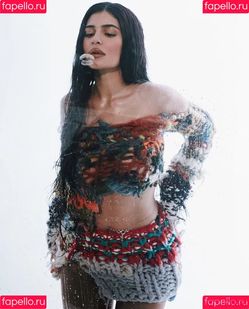 Kylie Jenner Onlyfans Photo Gallery 