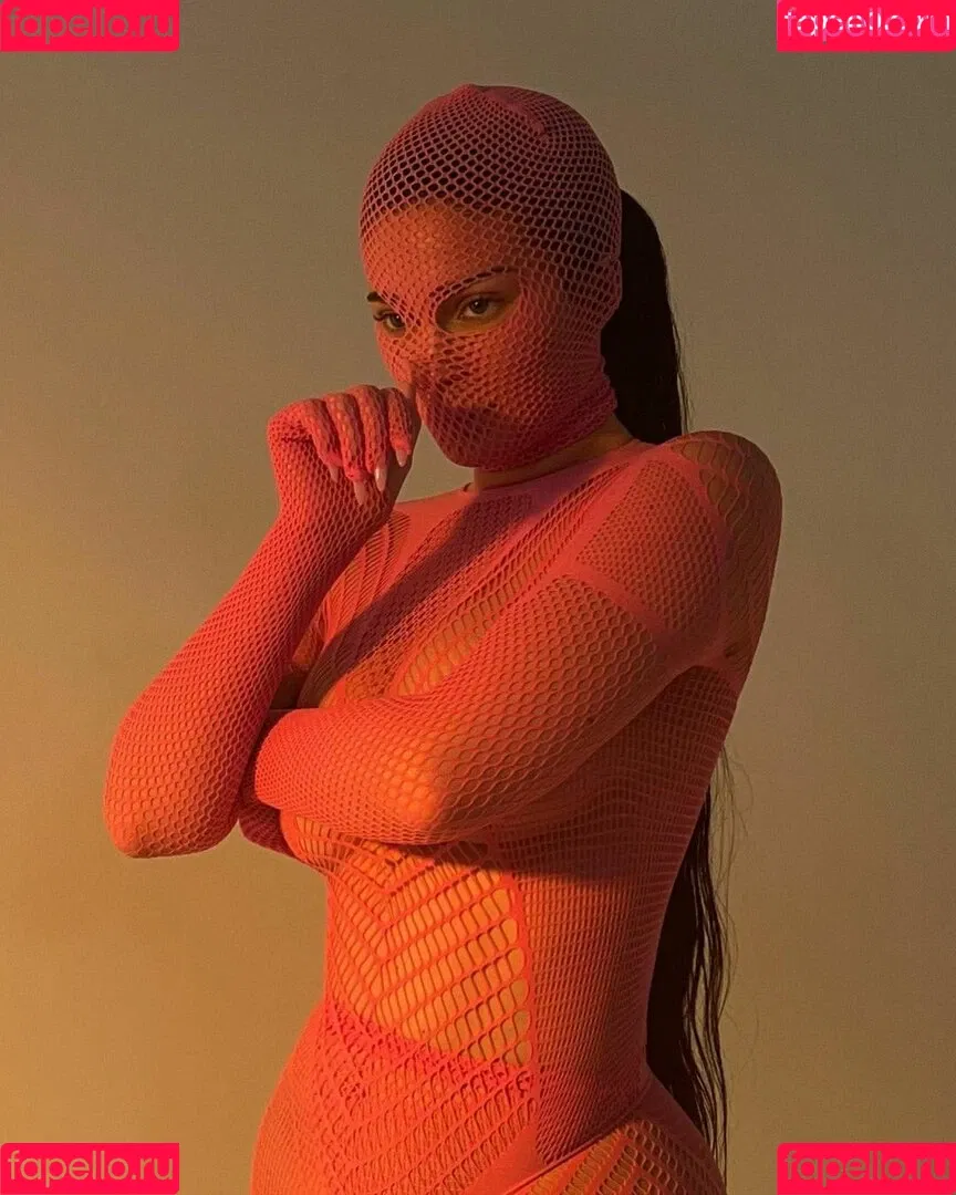 Kylie Jenner Onlyfans Photo Gallery 