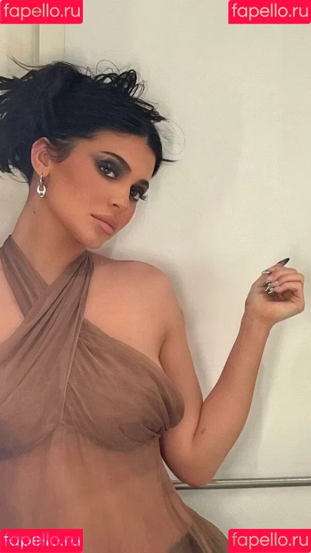 Kylie Jenner Onlyfans Photo Gallery 