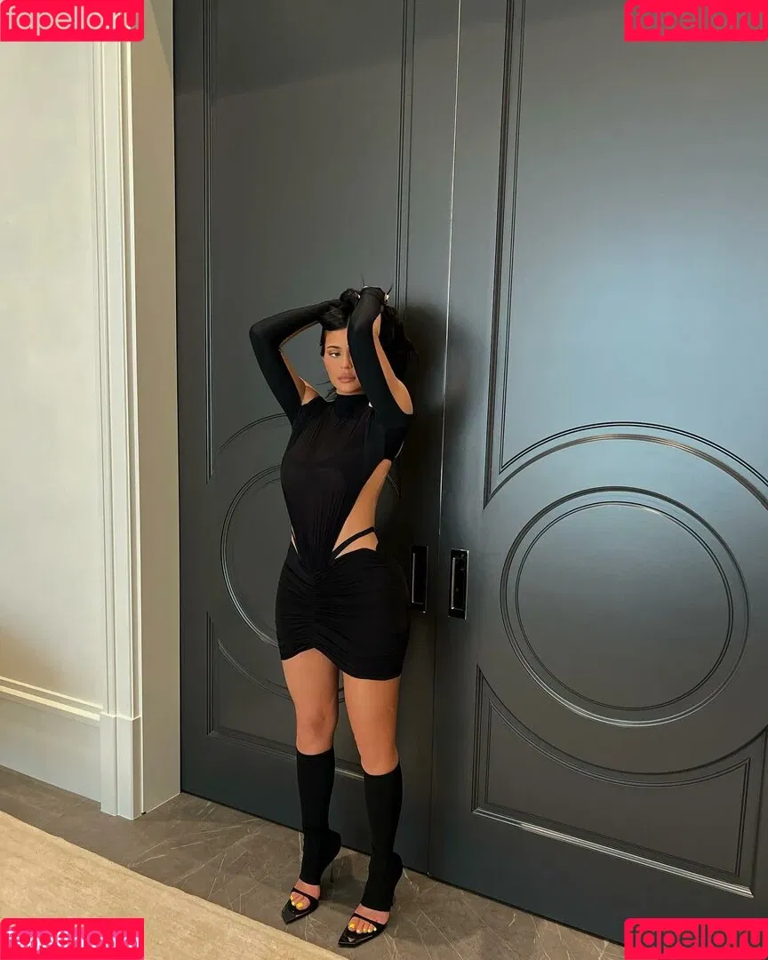 Kylie Jenner Onlyfans Photo Gallery 