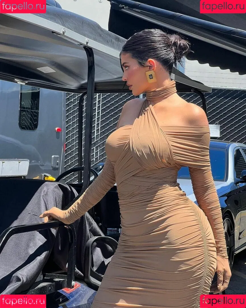 Kylie Jenner Onlyfans Photo Gallery 