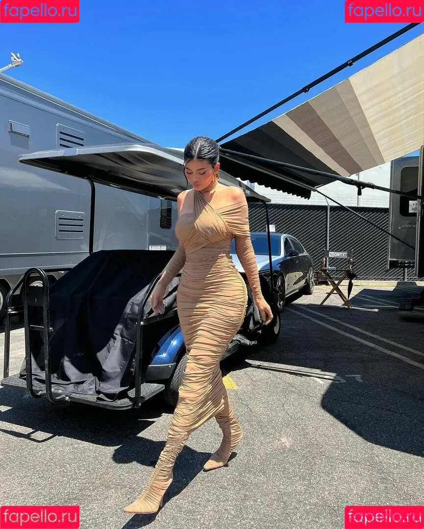 Kylie Jenner Onlyfans Photo Gallery 