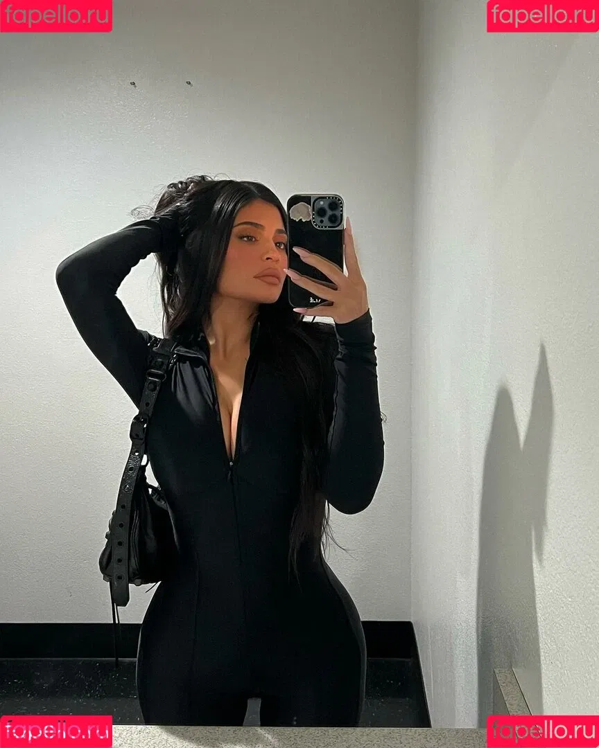 Kylie Jenner Onlyfans Photo Gallery 