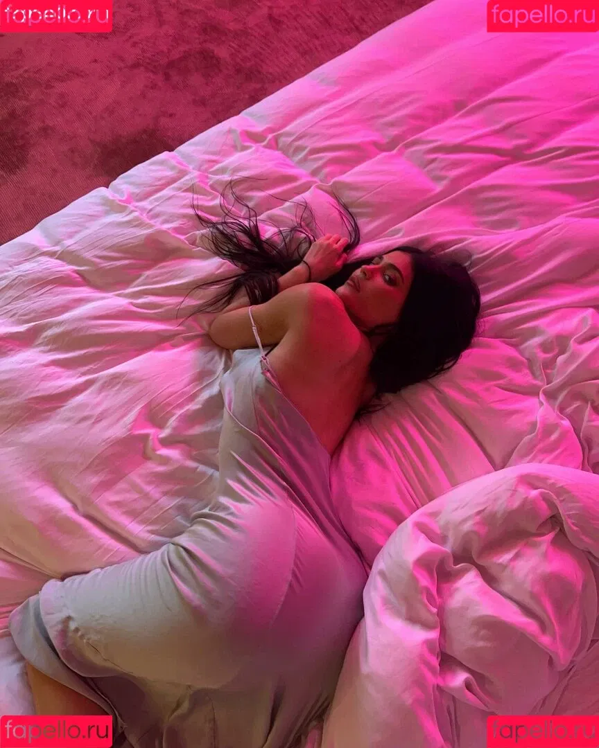 Kylie Jenner Onlyfans Photo Gallery 