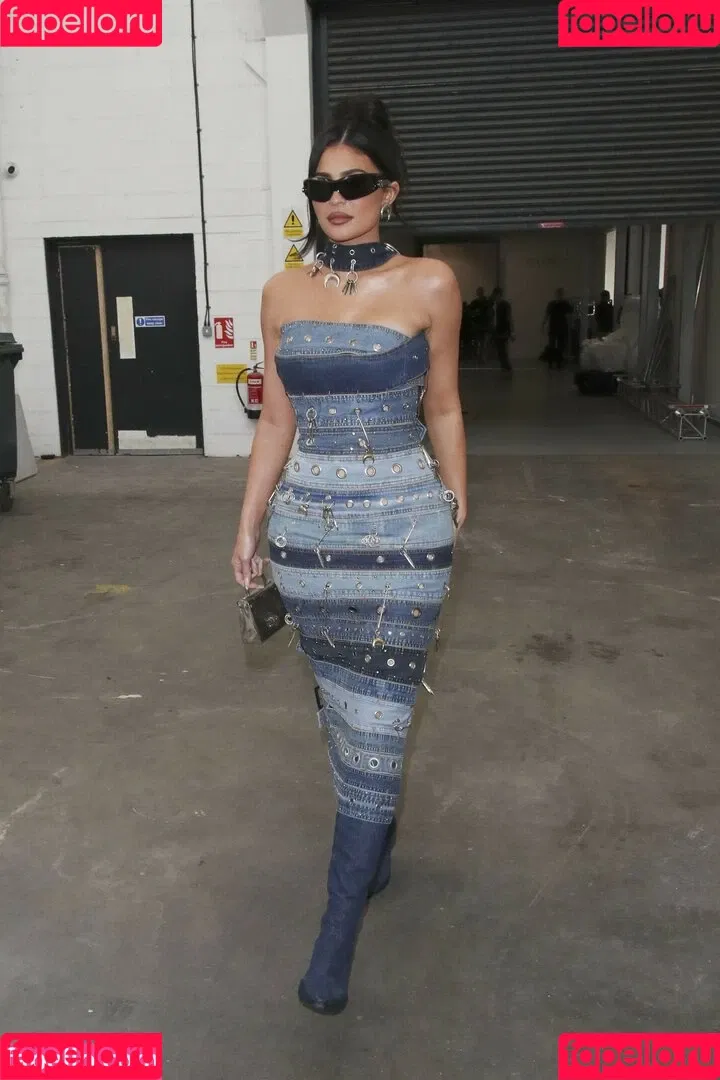 Kylie Jenner Onlyfans Photo Gallery 