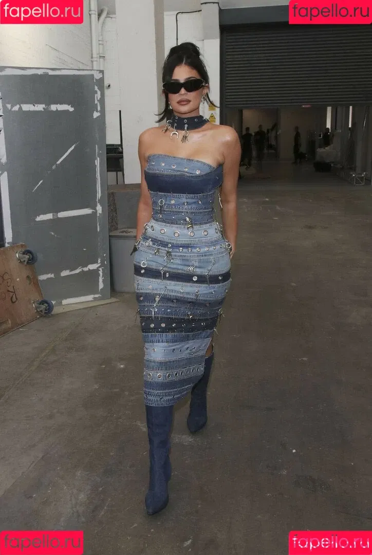 Kylie Jenner Onlyfans Photo Gallery 