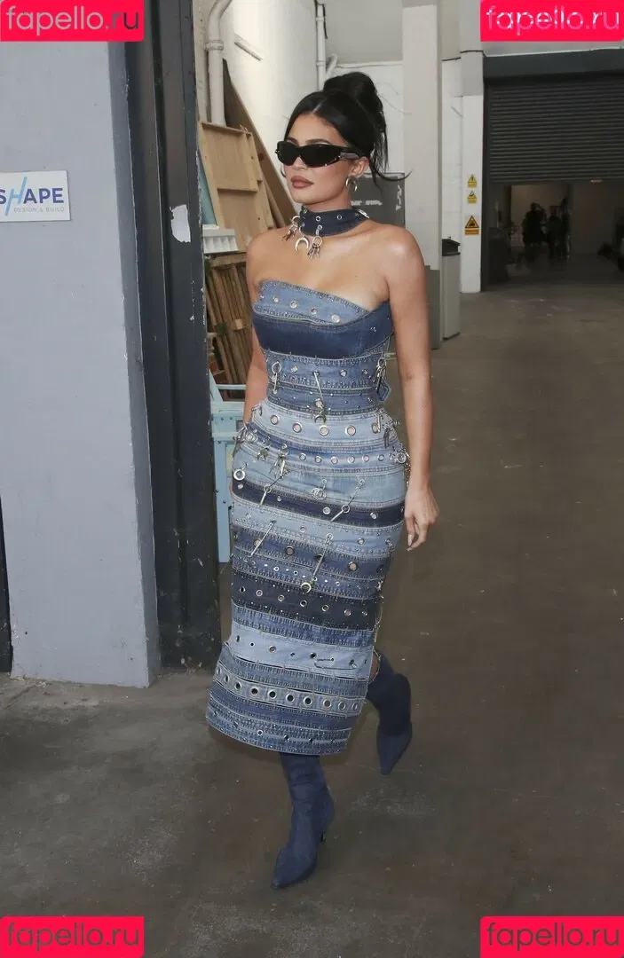 Kylie Jenner Onlyfans Photo Gallery 