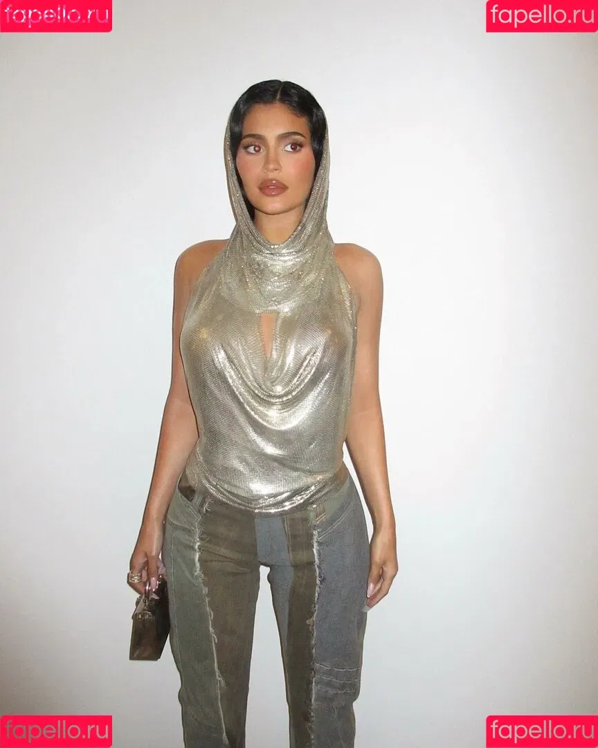 Kylie Jenner Onlyfans Photo Gallery 