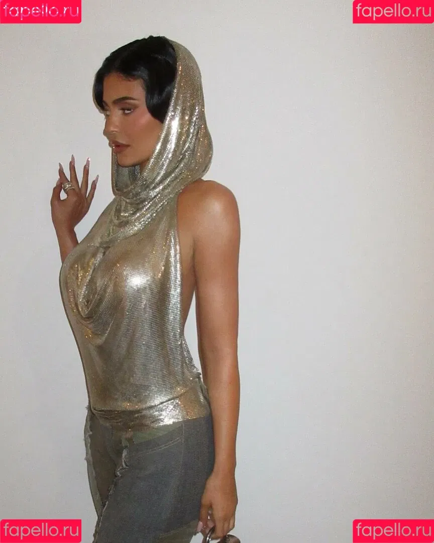 Kylie Jenner Onlyfans Photo Gallery 