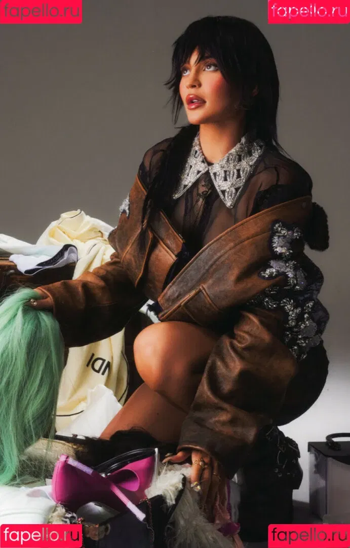 Kylie Jenner Onlyfans Photo Gallery 