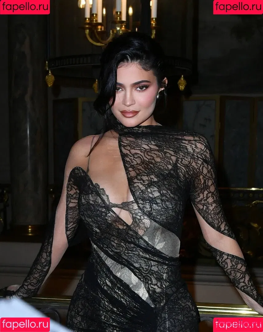 Kylie Jenner Onlyfans Photo Gallery 