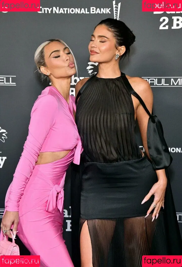 Kylie Jenner Onlyfans Photo Gallery 