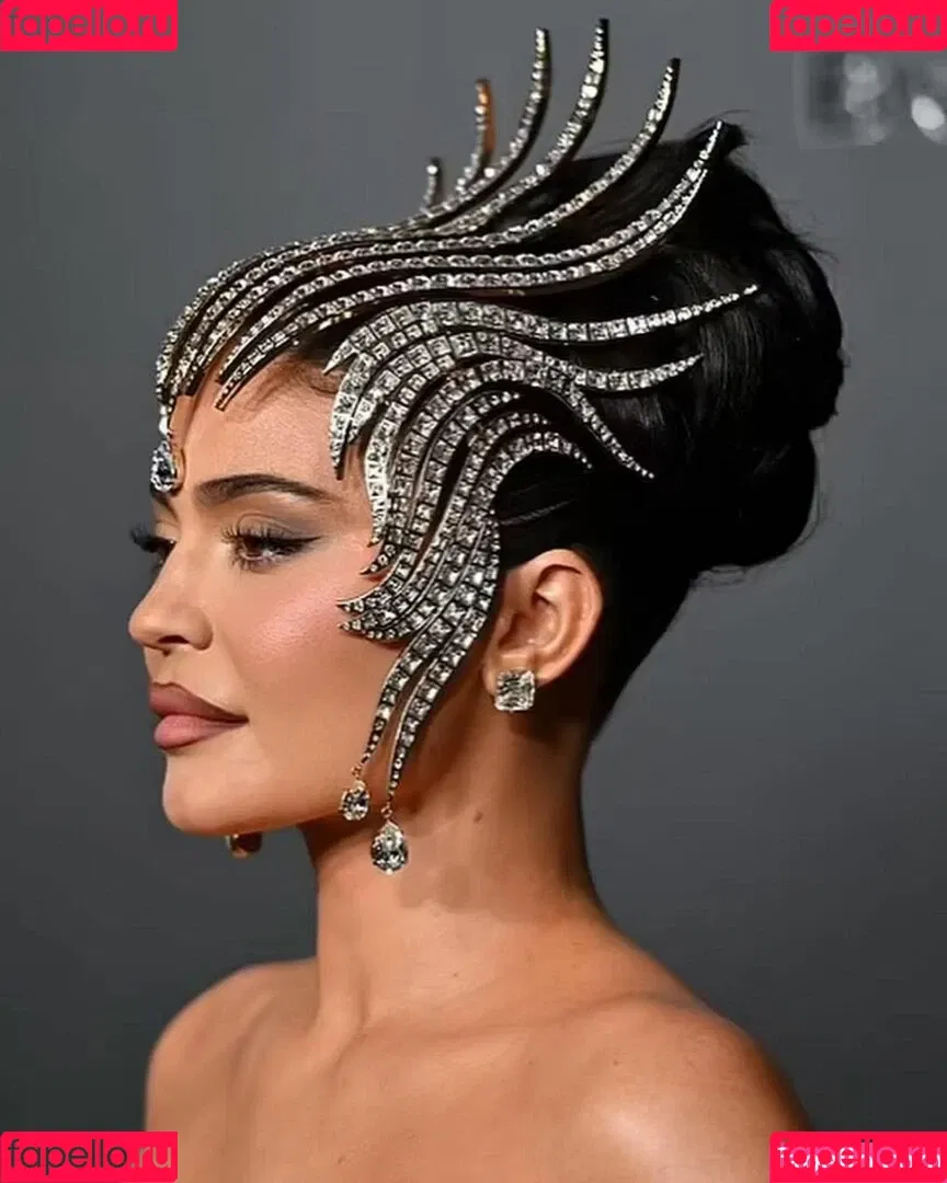 Kylie Jenner Onlyfans Photo Gallery 