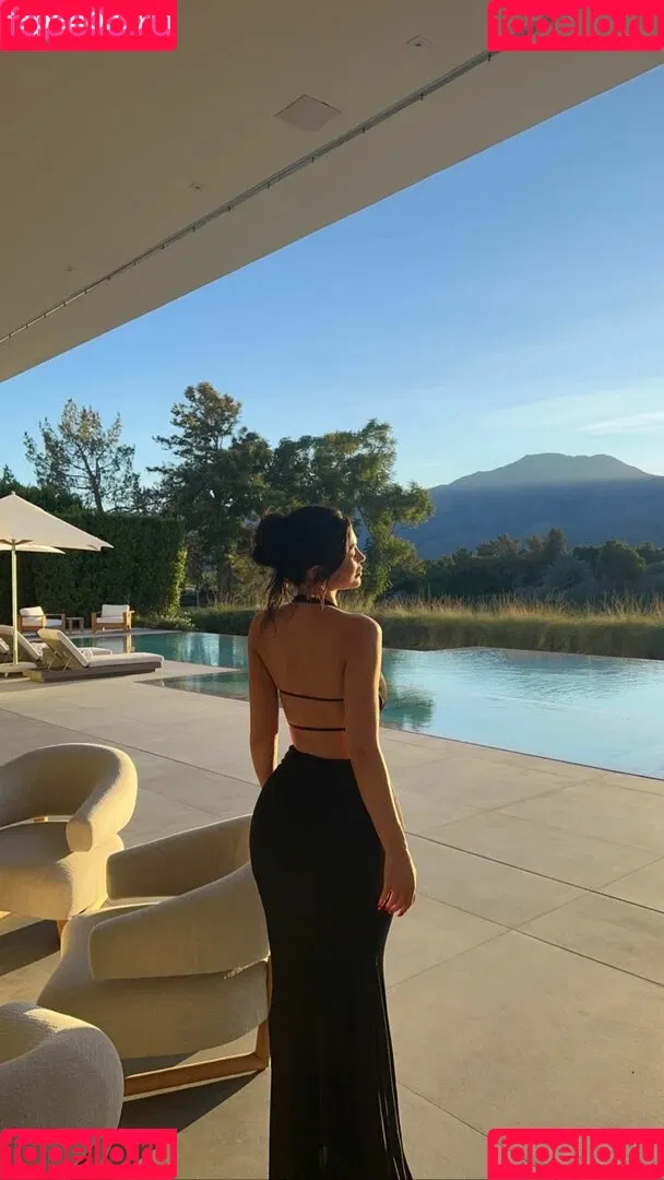 Kylie Jenner Onlyfans Photo Gallery 