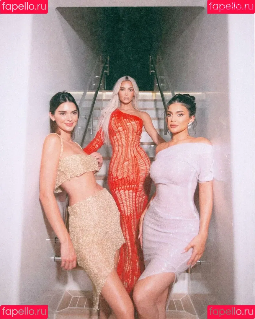 Kylie Jenner Onlyfans Photo Gallery 