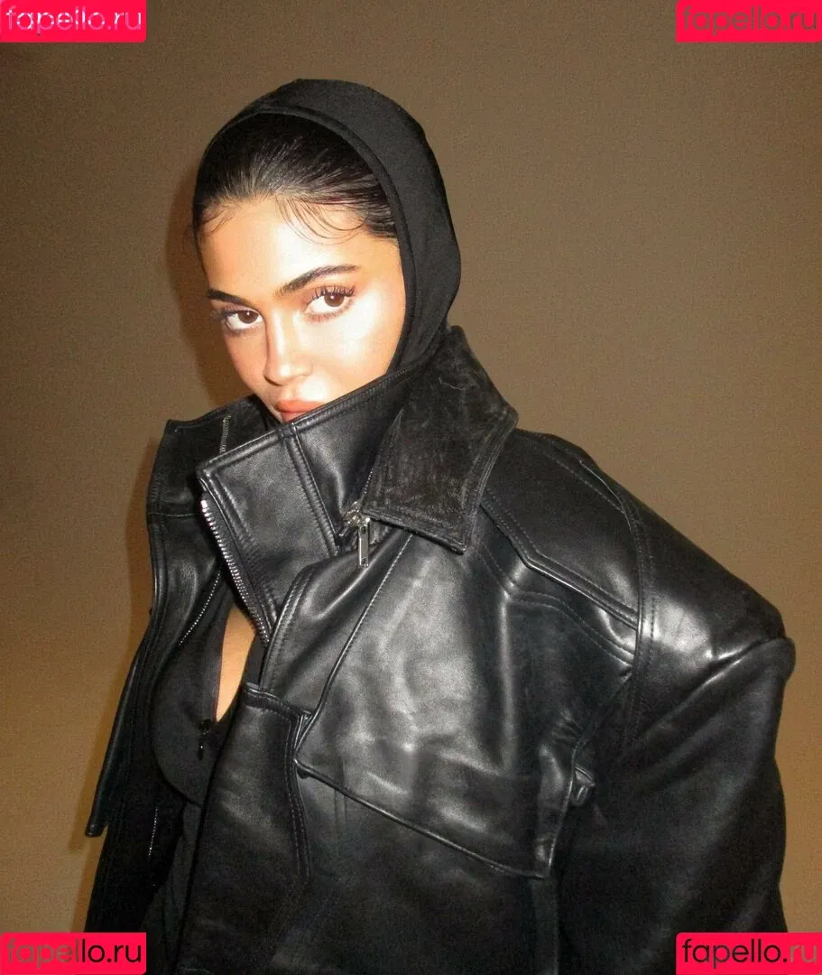 Kylie Jenner Onlyfans Photo Gallery 