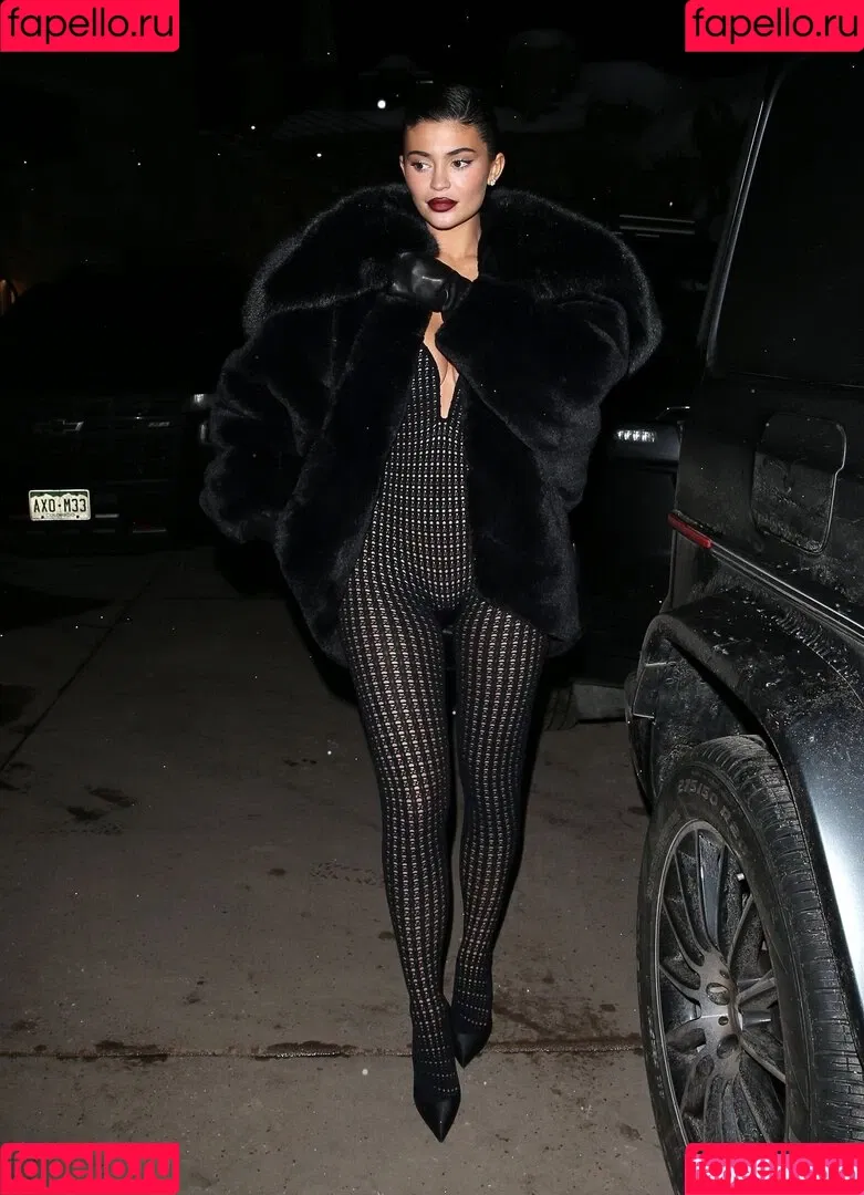 Kylie Jenner Onlyfans Photo Gallery 