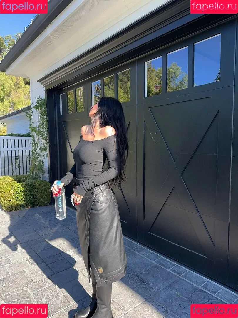 Kylie Jenner Onlyfans Photo Gallery 