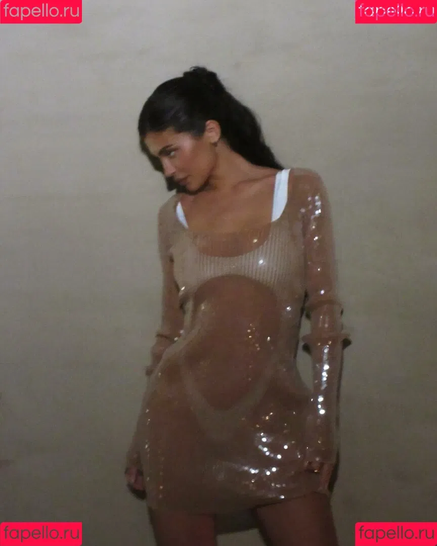 Kylie Jenner Onlyfans Photo Gallery 