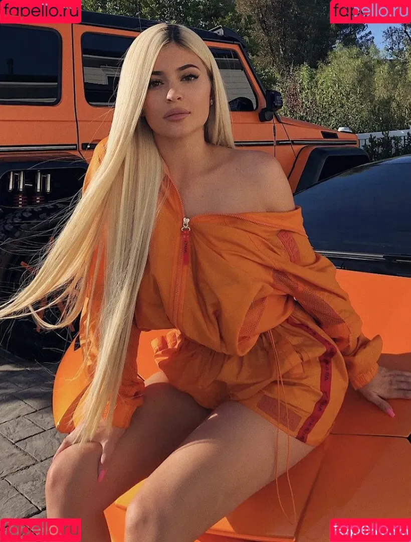 Kylie Jenner Onlyfans Photo Gallery 