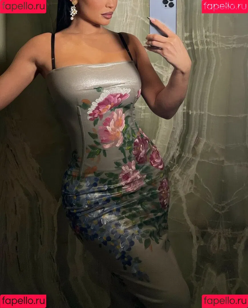 Kylie Jenner Onlyfans Photo Gallery 