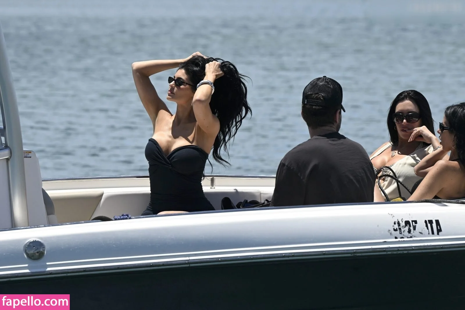 Kylie Jenner Onlyfans Photo Gallery 