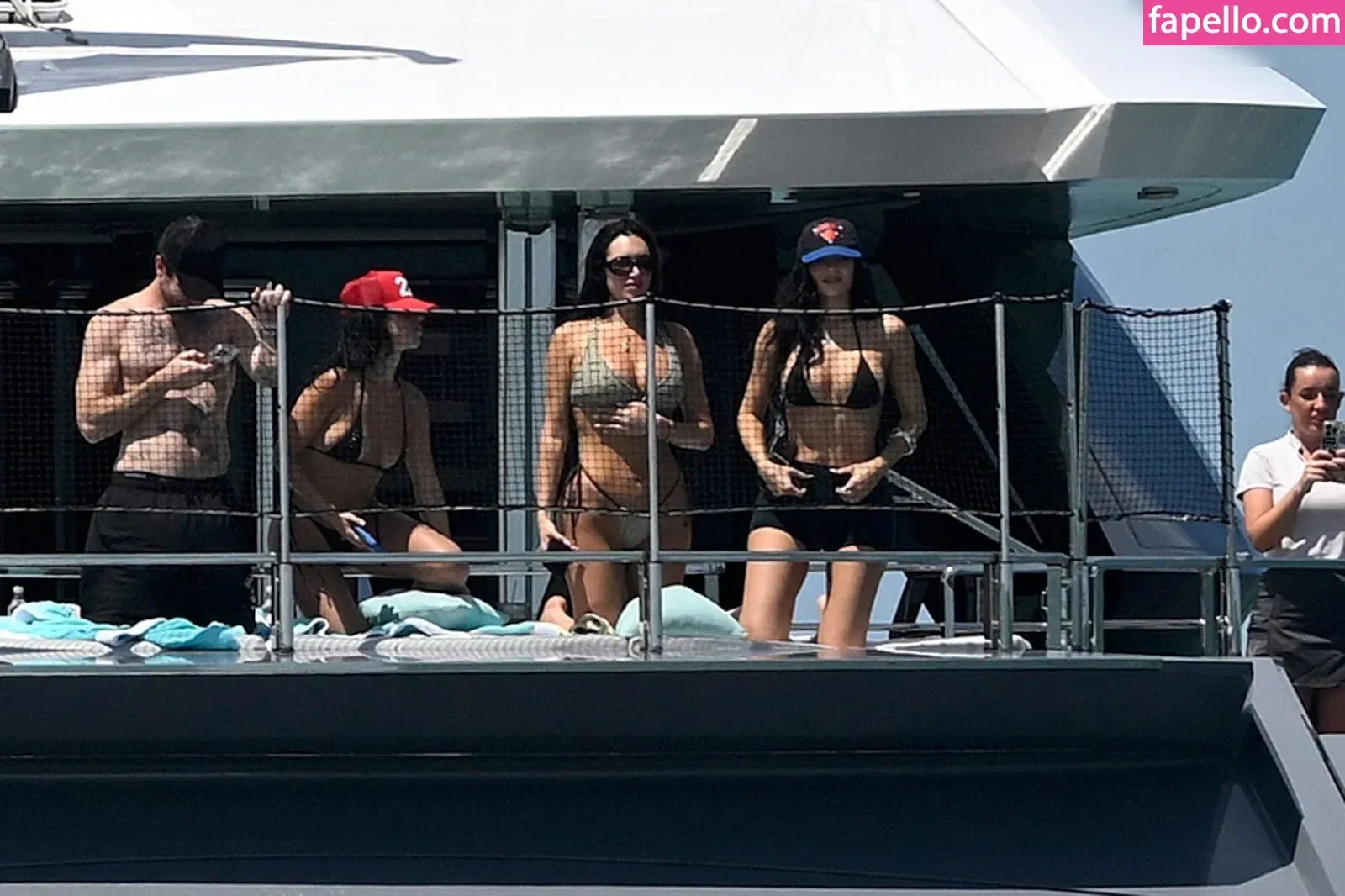 Kylie Jenner Onlyfans Photo Gallery 