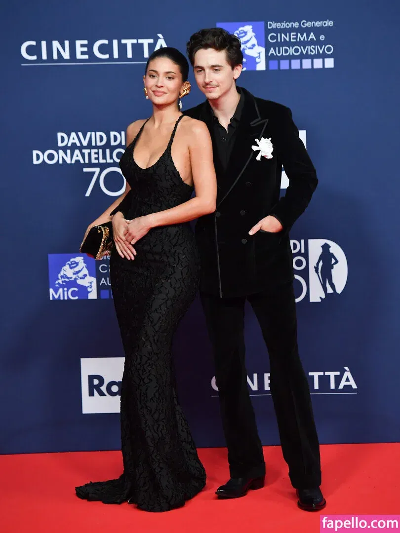 Kylie Jenner Onlyfans Photo Gallery 