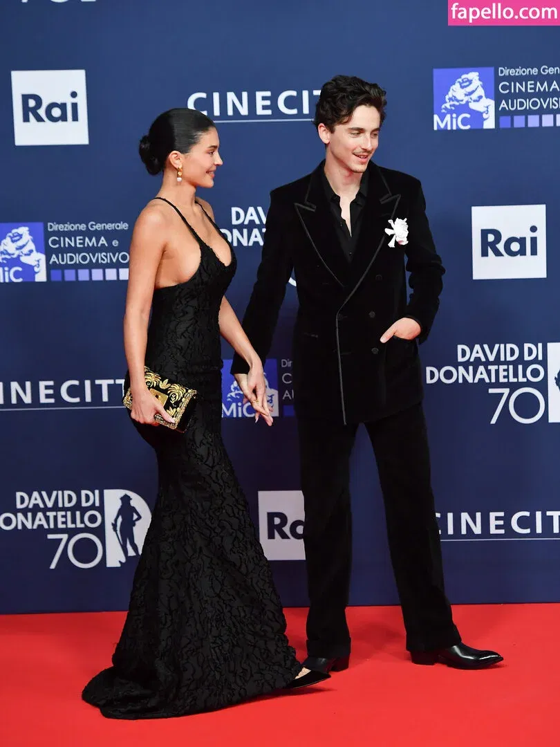 Kylie Jenner Onlyfans Photo Gallery 