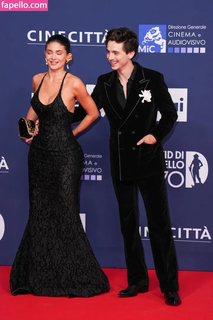 Kylie Jenner Onlyfans Photo Gallery 