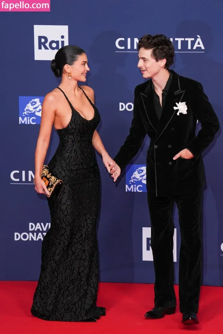 Kylie Jenner Onlyfans Photo Gallery 