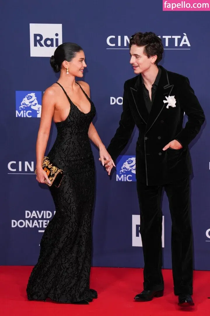 Kylie Jenner Onlyfans Photo Gallery 