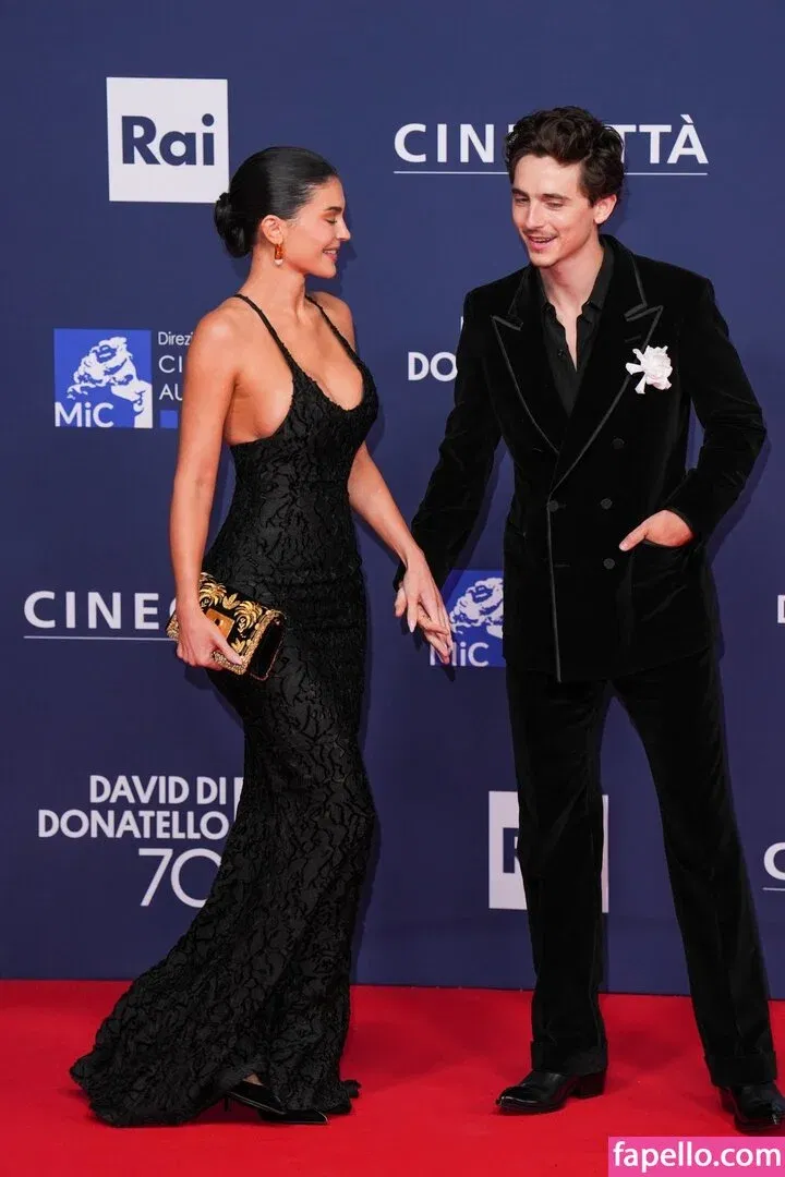 Kylie Jenner Onlyfans Photo Gallery 