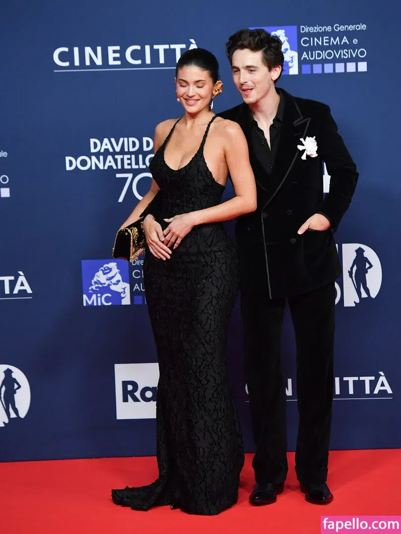 Kylie Jenner Onlyfans Photo Gallery 