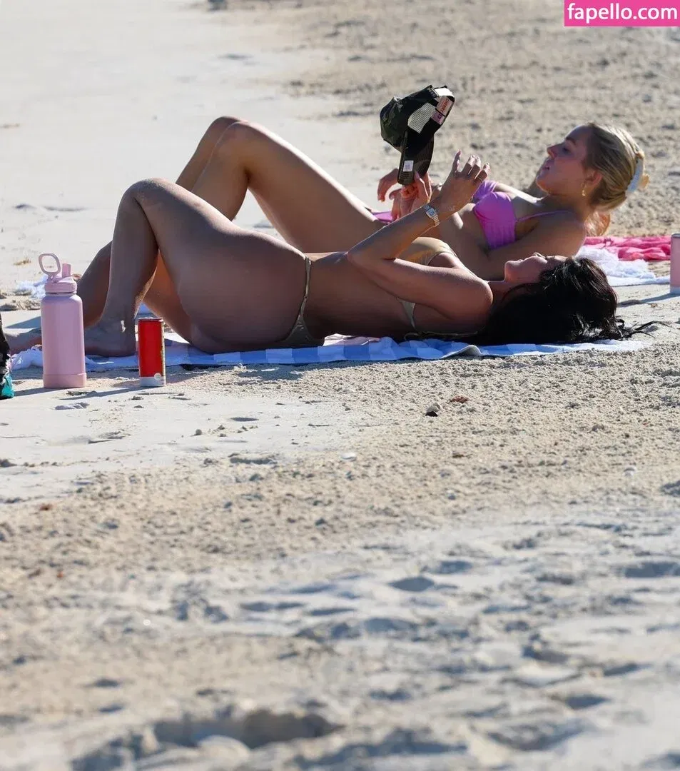 Kylie Jenner Onlyfans Photo Gallery 