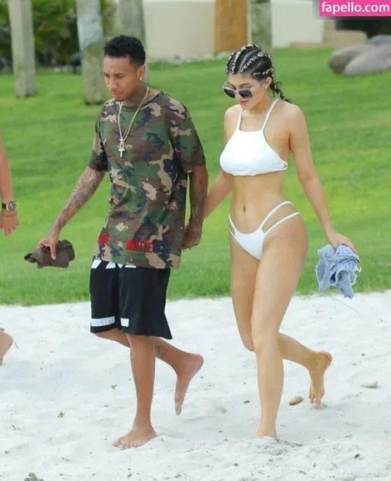 Kylie Jenner Onlyfans Photo Gallery 