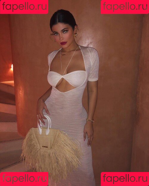 Kylie Jenner Onlyfans Photo Gallery 