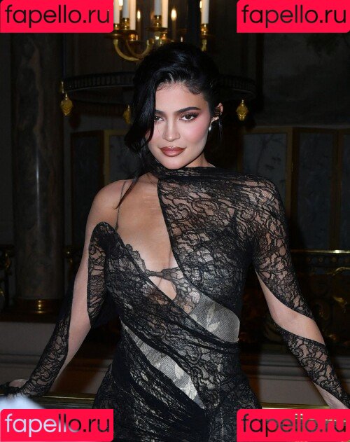 Kylie Jenner Onlyfans Photo Gallery 