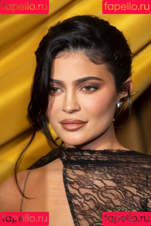 Kylie Jenner Onlyfans Photo Gallery 